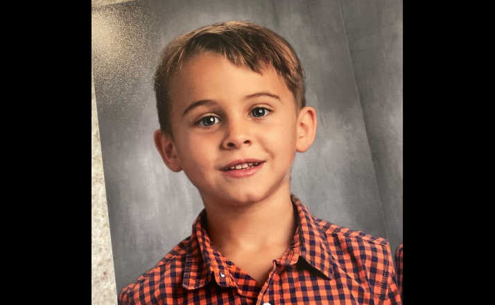 School Pictures End Up With Accidental Inscription Because of Funny 'Mom Fail' That's So 2020