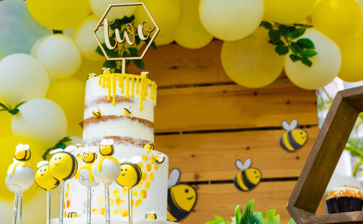 A Happy First BEE-day! Here Are Some Fun Bee-Themed Party Ideas