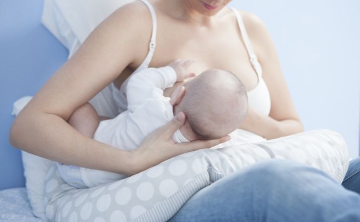 breastfeeding positions