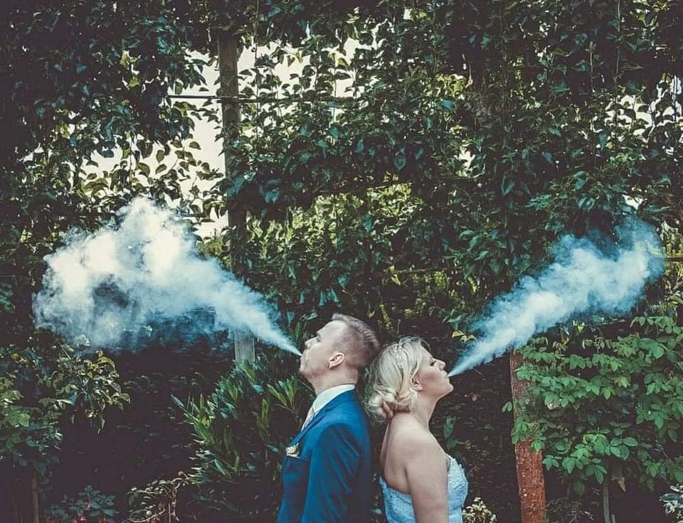 FB post wedding vaping photos